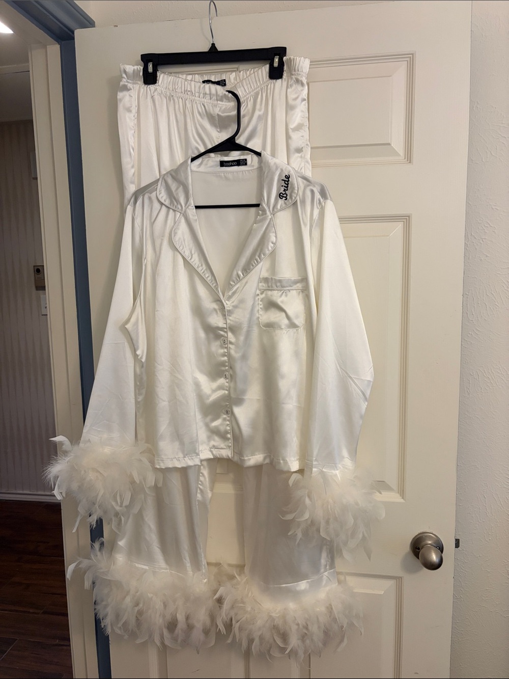 Boohoo White Satin Feather Trim Bride Pajama Set